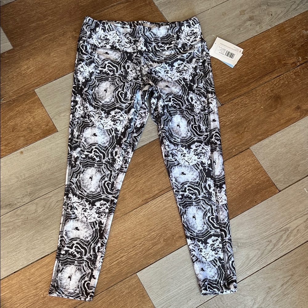 Jockey Black and White Patterned Cropped athletic Pants